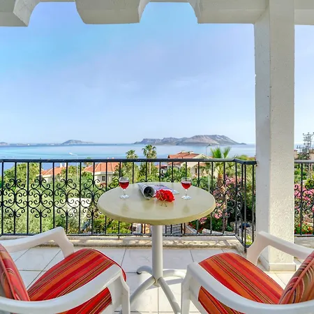 Mari Villa Kaş